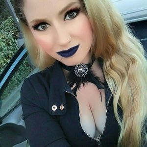 Meet your Posher, Stormm